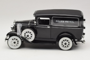 Ford Panel Car Police Patrol Signature Models 1:18 18143 Metaal — afbeelding 3 van 6