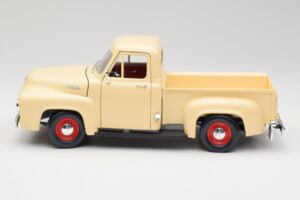 Ford Pickup Colonial Wit Road Legends 1:18 92148 Metaal — afbeelding 4 van 8