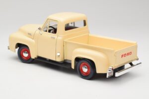 Ford Pickup Colonial Wit Road Legends 1:18 92148 Metaal — afbeelding 7 van 8