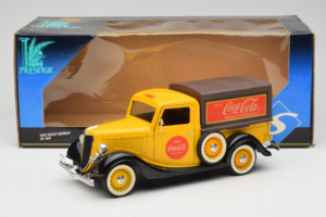 Ford Pick Up Michelin Solido 1:18 8024 Metaal — afbeelding 8 van 8