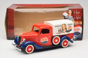 Ford Pickup Truck Pepsi-Cola Solido 1:18 99053 Metaal — afbeelding 8 van 8