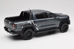 Ford Ranger Raptor Grijs Metallic MCG 1:18 MCG18457 Metaal — afbeelding 3 van 6