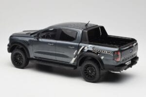 Ford Ranger Raptor Grijs Metallic MCG 1:18 MCG18457 Metaal — afbeelding 4 van 6