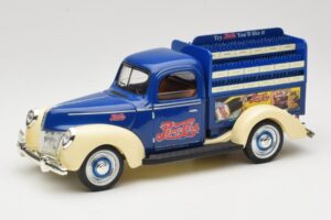 Ford Pepsi-Cola Replica Golden Wheel 1:18 PF351 Metaal
