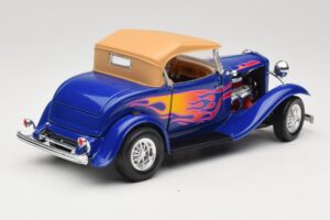 Ford Roadster Street Rod Blauw with Fire Road Signature 1:18 92249 Metaal — afbeelding 3 van 8