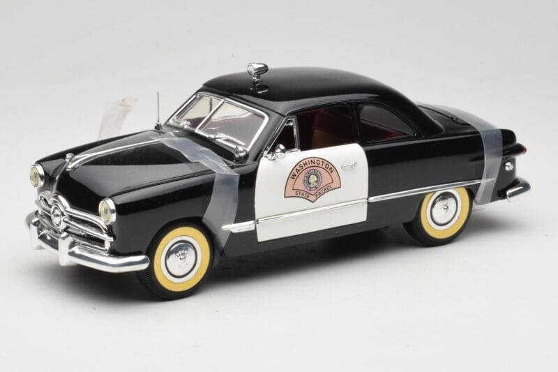 Ford Sedan Washington State Police Solido 1:18 8158 Metaal