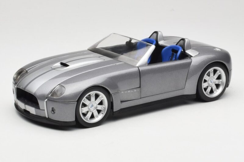 Shelby Cobra Cabriolet Grey Metallic Hot Wheels 1:18 G7220 Metaal
