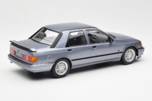 Ford Sierra RS Cosworth Lichtblauw MCG 1:18 MCG18174 Metaal — afbeelding 2 van 6