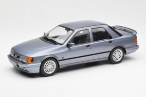 Ford Sierra RS Cosworth Lichtblauw MCG 1:18 MCG18174 Metaal