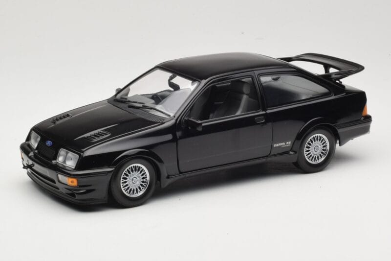 Ford Sierra RS Cosworth Mk2 RDH Zwart Minichamps 1:18 150084071 Metaal