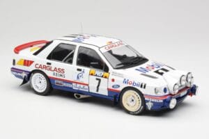 Ford Sierra RS Cosworth 4x4 #7 F. Delecour / D. Grataloup Rally Monte Carlo 1992 MCG 1:18 MCG18356R Metaal — afbeelding 4 van 6