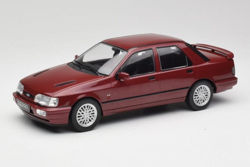 Ford Sierra RS Cosworth 4x4 Rood MCG 1:18 MCG18354 Metaal