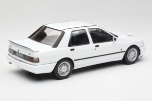 Ford Sierra RS Cosworth 4x4 Wit MCG 1:18 MCG18353 Metaal — afbeelding 2 van 6
