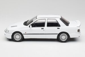 Ford Sierra RS Cosworth 4x4 Wit MCG 1:18 MCG18353 Metaal — afbeelding 3 van 6