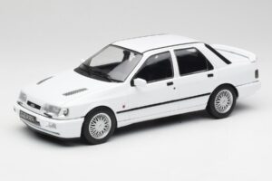 Ford Sierra RS Cosworth 4x4 Wit MCG 1:18 MCG18353 Metaal