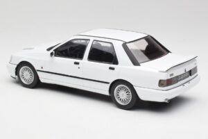 Ford Sierra RS Cosworth 4x4 Wit MCG 1:18 MCG18353 Metaal — afbeelding 5 van 6