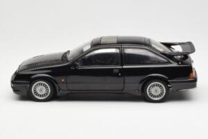 Ford Sierra RS Cosworth Zwart AUTOart 1:18 72861 Metaal — afbeelding 4 van 8