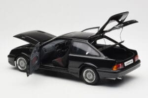 Ford Sierra RS Cosworth Zwart AUTOart 1:18 72861 Metaal — afbeelding 5 van 8