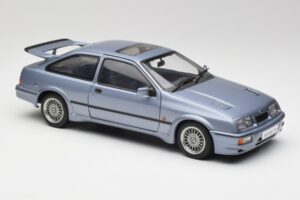 Ford Sierra RS Cosworth Moonstone Blauw AUTOart 1:18 72863 Metaal — afbeelding 6 van 8