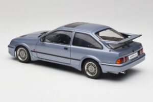 Ford Sierra RS Cosworth Moonstone Blauw AUTOart 1:18 72863 Metaal — afbeelding 7 van 8