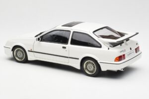 Ford Sierra RS Cosworth Wit AUTOart 1:18 72862 Metaal — afbeelding 7 van 8