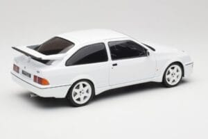 Ford Sierra RS Cosworth Wit IXO 1:18 18CMC121 Metaal — afbeelding 2 van 6