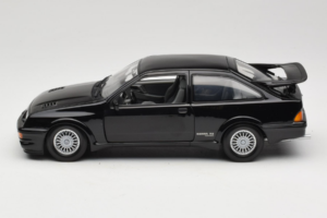 Ford Sierra RS Cosworth Zwart Minichamps 1:18 150084001 Metaal — afbeelding 4 van 8