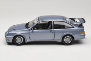 Ford Sierra RS Cosworth Blauw Minichamps 1:18 150084002 Metaal — afbeelding 4 van 8
