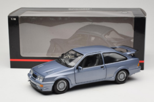 Ford Sierra RS Cosworth Blauw Minichamps 1:18 150084002 Metaal — afbeelding 8 van 8