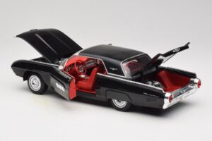 Ford Thunderbird Zwart Anson 1:18 30344 Metaal — afbeelding 5 van 8