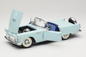 Ford Thunderbird Groen Revell 1:18 8804-G1 Metaal — afbeelding 2 van 8