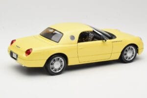 Ford Thunderbird Show Car Geel Maisto 1:18 50336 Metaal — afbeelding 3 van 8