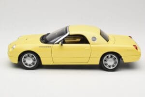 Ford Thunderbird Show Car Geel Maisto 1:18 50336 Metaal — afbeelding 4 van 8
