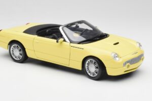 Ford Thunderbird Show Car Geel Maisto 1:18 50335 Metaal — afbeelding 6 van 8