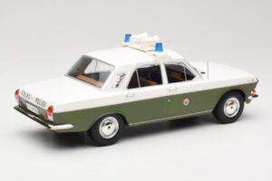 GAZ Volga GAZ-24 Politie MCG 1:18 MCG18015 Metaal — afbeelding 2 van 6