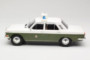 GAZ Volga GAZ-24 Politie MCG 1:18 MCG18015 Metaal — afbeelding 3 van 6