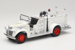 GMC Brandweerauto Wit Road Signature 1:18 20068 Metaal