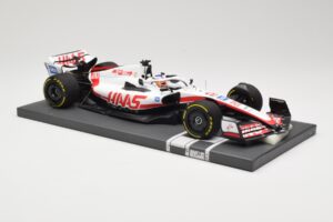 Haas VF-22 #20 K. Magnussen British GP 2022 Minichamps 1:18 117221020 Metaal — afbeelding 4 van 6