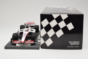 Haas VF-22 #20 K. Magnussen British GP 2022 Minichamps 1:18 117221020 Metaal — afbeelding 6 van 6