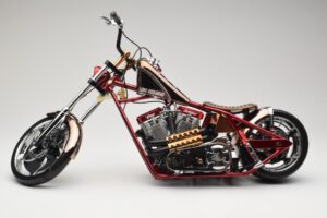 Harley-Davidson West Coast Choppers Diablo Soft Tail Goud Rood Minichamps 1:5 JJ04-05-03 Metaal — afbeelding 3 van 6