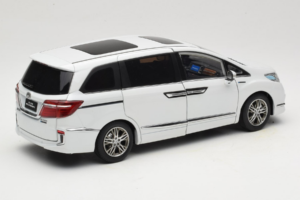 Honda Elysion Wit OEM 1:18 430056 Metaal — afbeelding 3 van 8