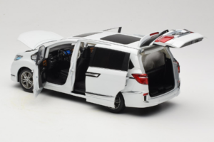 Honda Elysion Wit OEM 1:18 430056 Metaal — afbeelding 5 van 8