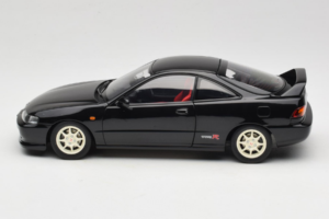 Honda Integra Type R DC2 Pre-Facelift Flamenco Black Pearl MotorHelix 1:18 M85203 Metaal — afbeelding 4 van 8
