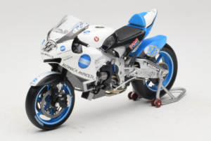 Honda RC212V #56 S. Nakano Konica Minolta Honda MotoGP 2007 Minichamps 1:18 112071056 Metaal — afbeelding 2 van 6