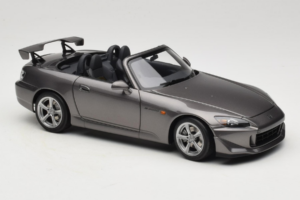 Honda S2000 AP2 Type S Moon Rock Metallic MotorHelix 1:18 M85111 Metaal — afbeelding 7 van 9