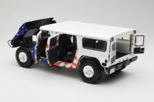 Hummer H1 AM General Gore-Lieberman Humvee America Exoto 1:18 1807 Metaal — afbeelding 5 van 8