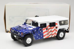 Hummer H1 AM General Gore-Lieberman Humvee America Exoto 1:18 1807 Metaal — afbeelding 8 van 8