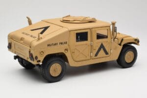 Hummer H1 AM General Military Police Exoto 1:18 01801 Metaal — afbeelding 3 van 8