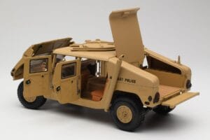Hummer H1 AM General Military Police Exoto 1:18 01801 Metaal — afbeelding 5 van 8