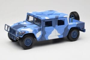 Hummer H1 Humvee Blauw & Wit Motormax 1:18 73157 Metaal